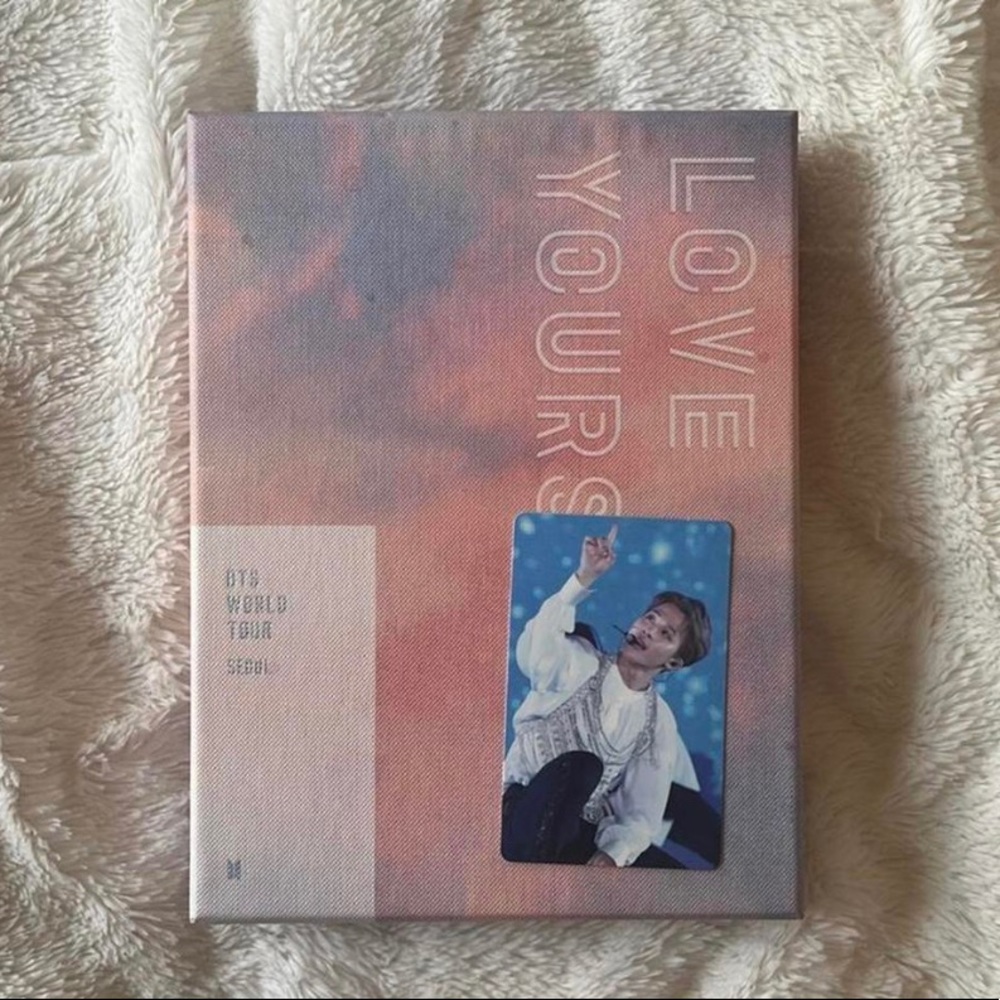 BTS Love Yourself Seoul Tour DVD Full Set With Jimin photocard and V Poster